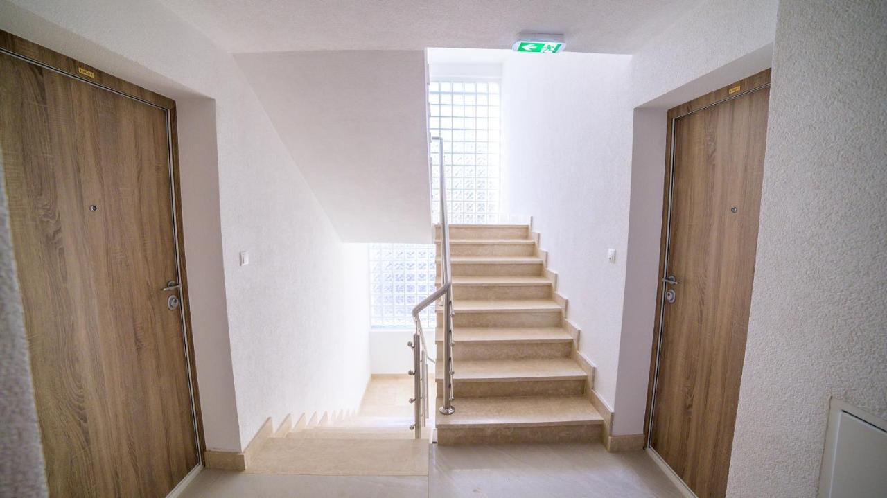 Apartman Epicent 图兹拉 外观 照片